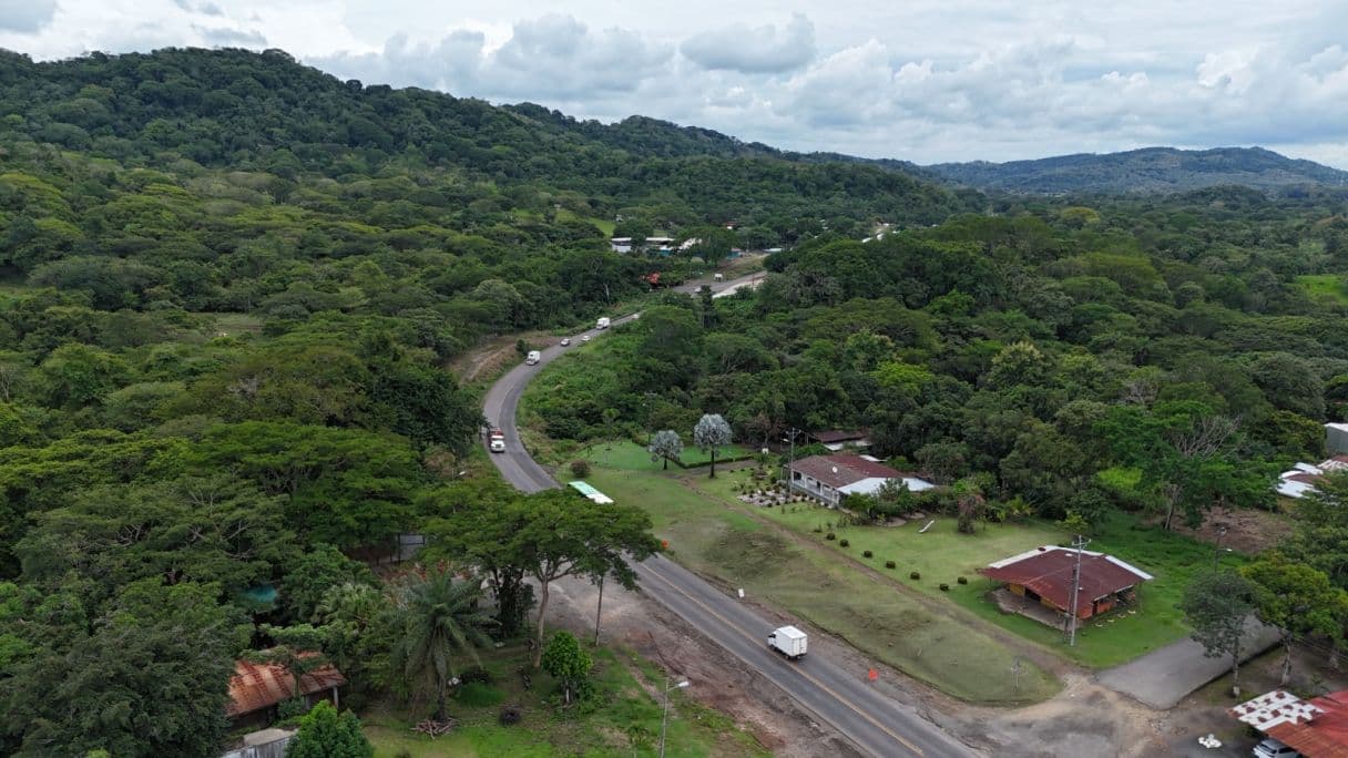 Commercial Lot with a House and Three Rental Cabins, Offering Business Potential Along Route 1 — Lourdes de Abangares, photo 24