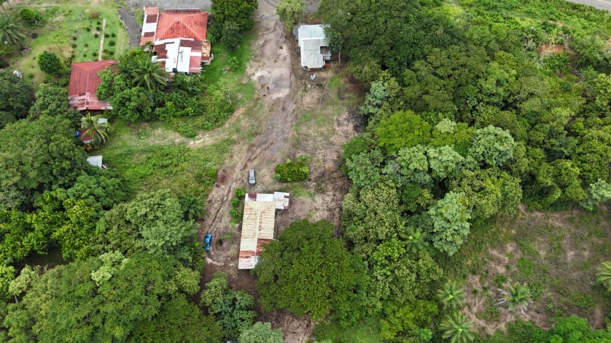 Commercial Lot with a House and Three Rental Cabins, Offering Business Potential Along Route 1 — Lourdes de Abangares, photo 27