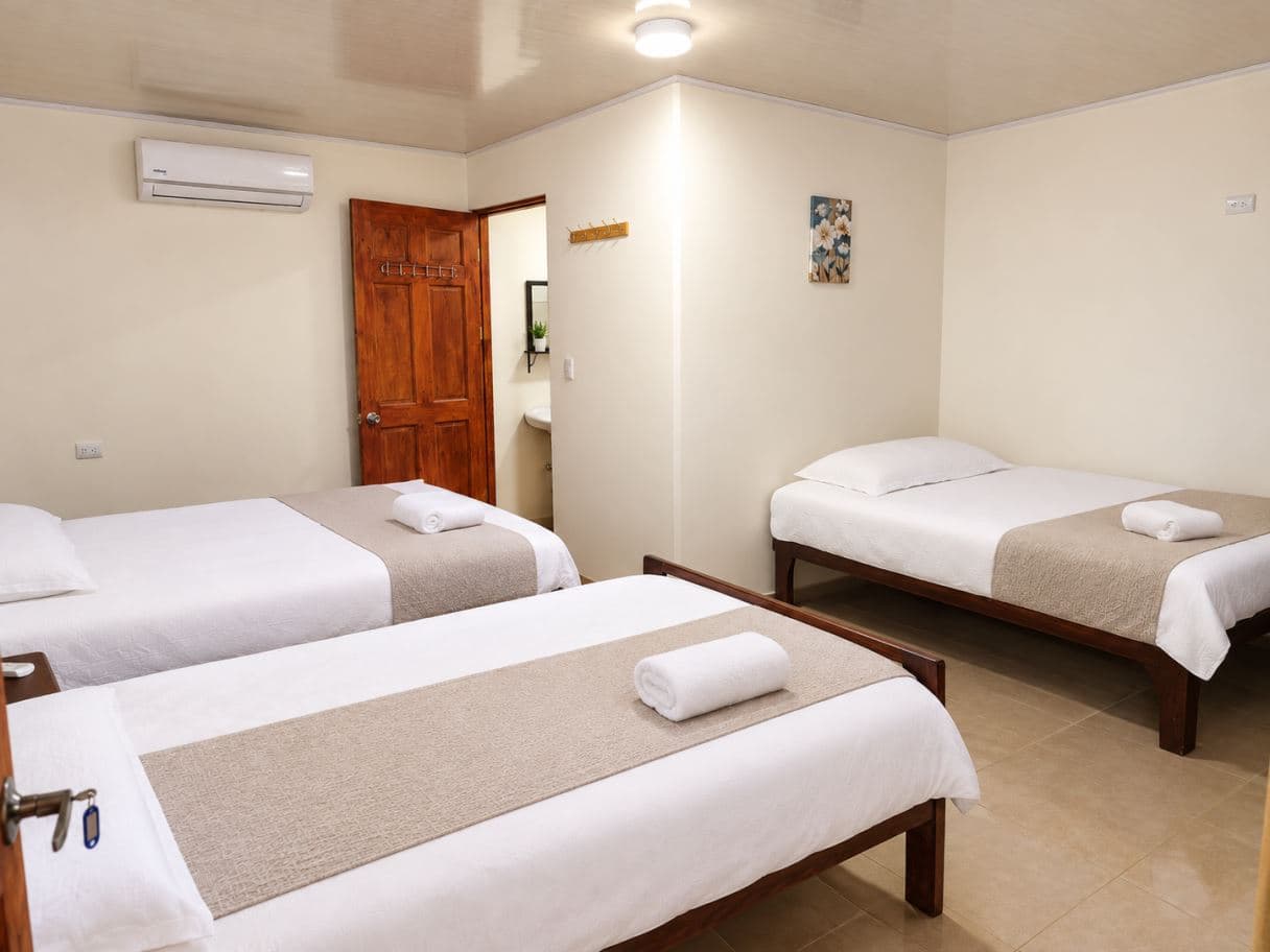 Group Vacation Rental w Private Pool, Just 10 Minutes from La Fortuna, photo 5