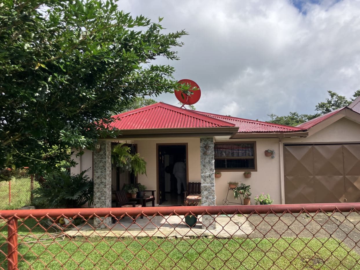 Cute Costa Rica style property in Nuevo Arenal, Costa Rica, photo 3