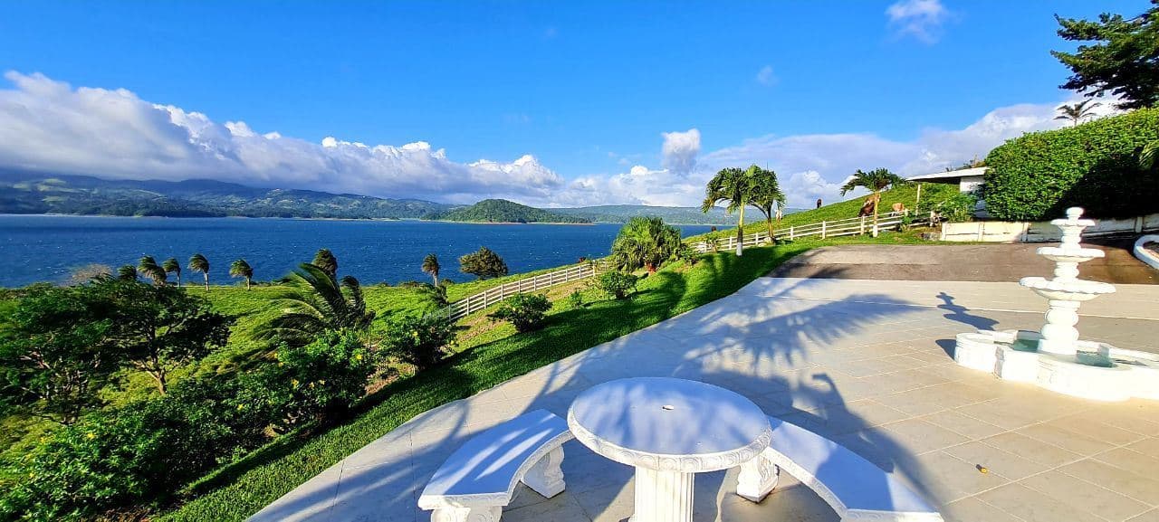 Paradise Island Ranch – Lakefront Retreat & Lifestyle Investment in Lake Arenal Tronadora Costa Rica, photo 23