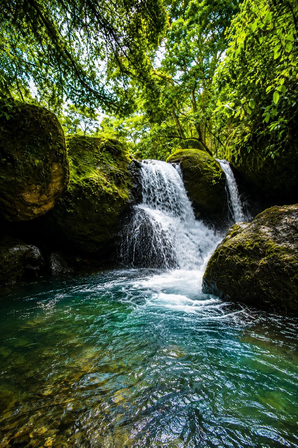 Rare 58-Hectare Conservation & ESG Investment Property with Waterfalls, Thermal Springs, Hydraulic Power and Eco-Lodge Near La Fortuna, photo 2