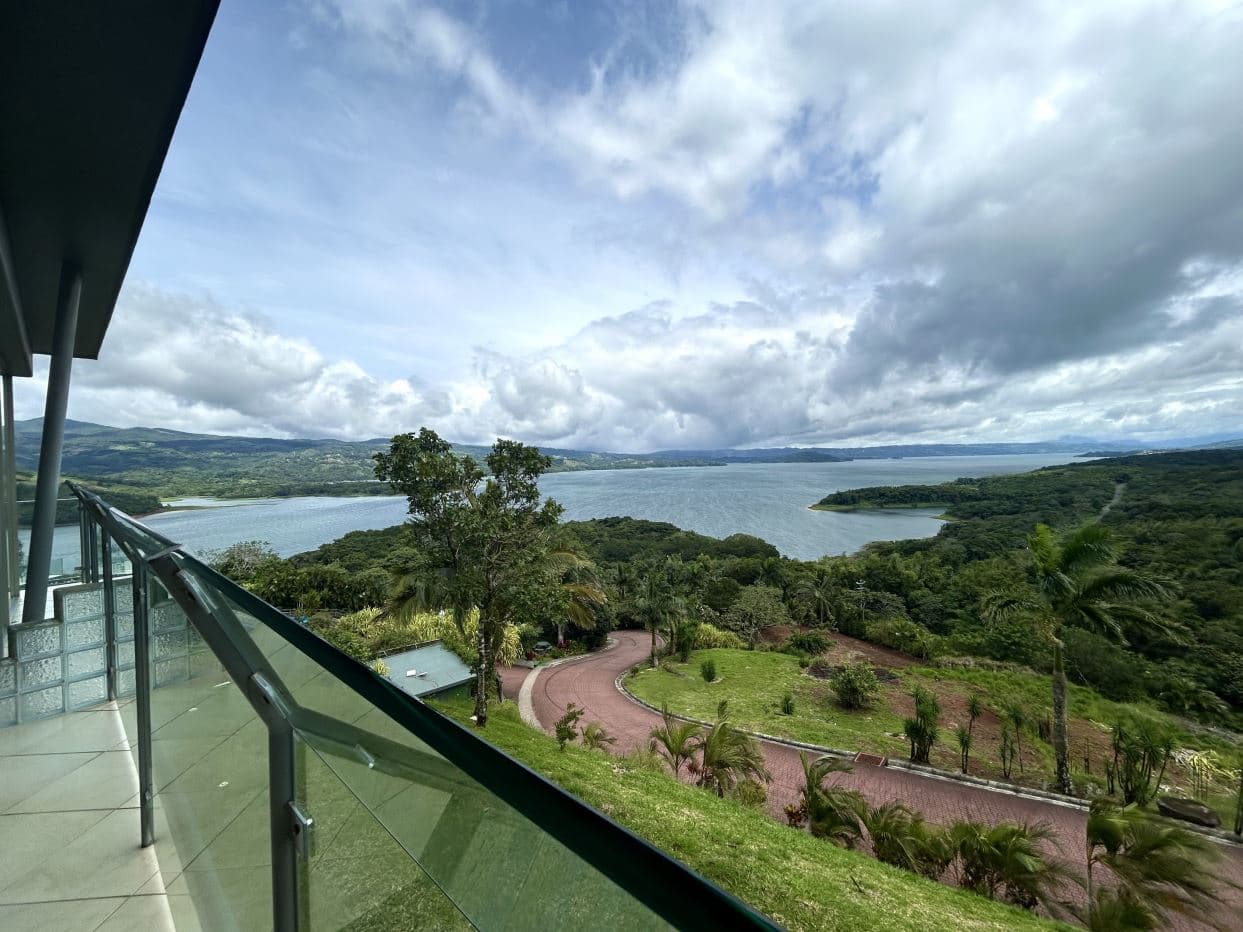 Luxury Hilltop Condo with Panoramic Lake Arenal & Volcano Views — Modern Retirement Living with Strong Vacation Rental Potential, photo 13