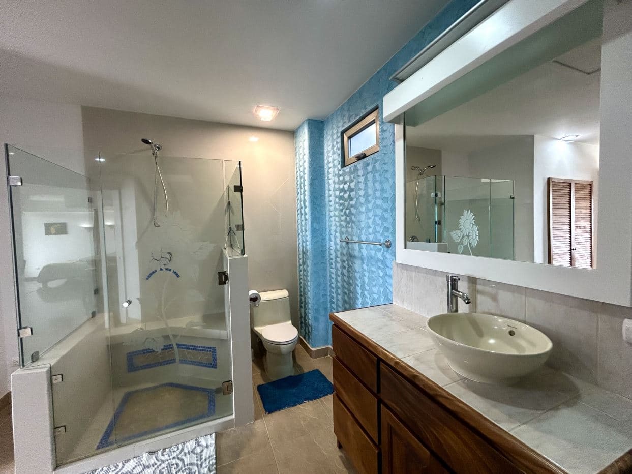 Luxury Hilltop Condo with Panoramic Lake Arenal & Volcano Views — Modern Retirement Living with Strong Vacation Rental Potential, photo 17