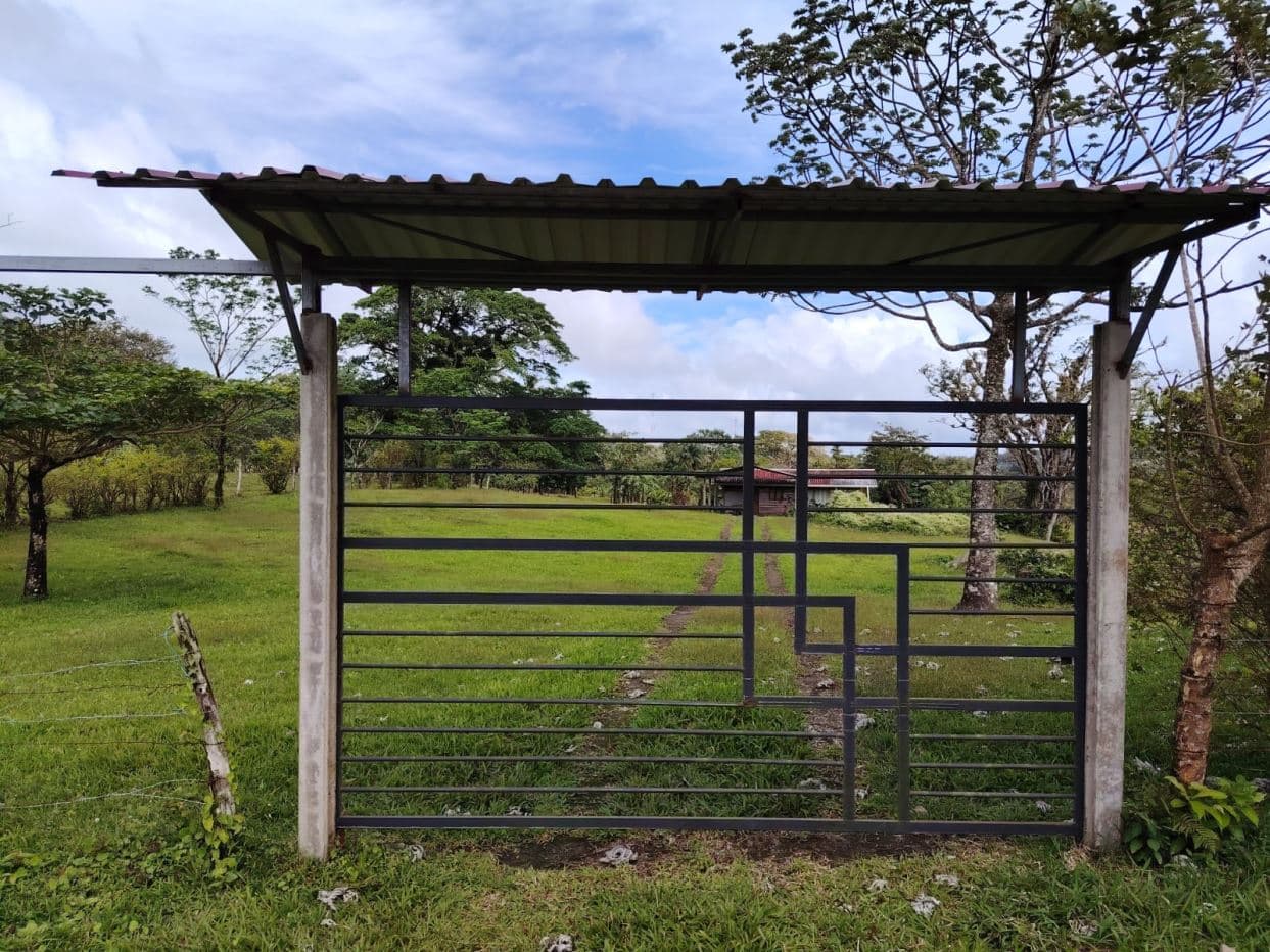 REDUCED PRICE! 5447 m² Property for Sale Near Tenorio Volcano, Costa Rica – Exceptional Investment Opportunity For sale in Costa Rica, photo 2