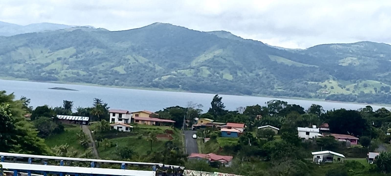 Modern New Build Overlooking Lake Arenal - Walkable to Downtown Nuevo Arenal, photo 22