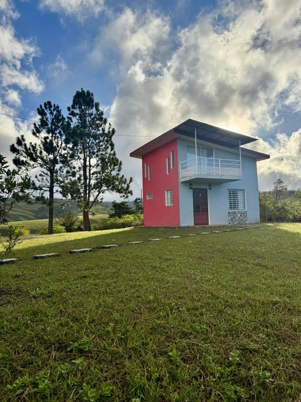 Modern Cabin on Huge Property in Tilaran near Lake Arenal Costa Rica for Sale