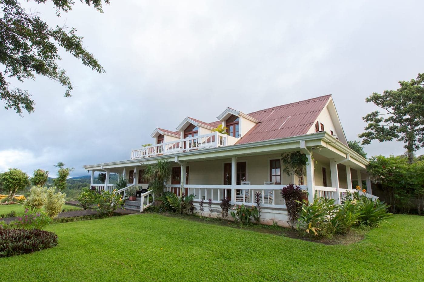 Luxurious “Tronadora”Lake Arenal Mansion for Sale with Picturesque Country Views and Lake Views, photo 21