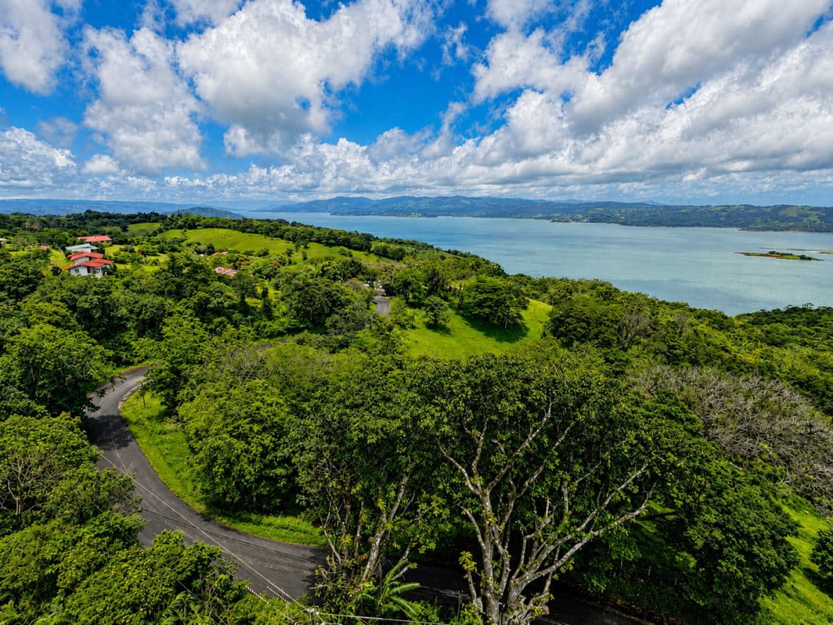 Lake Arenal Four-Suite Guest Property | Unobstructed Lake Views & Expansion Potential, photo 2