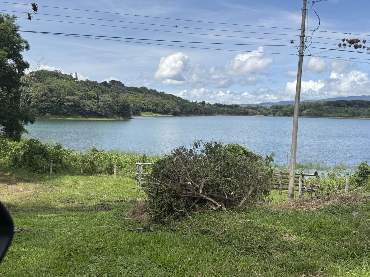 Lakefront lot for sale at Lake Arenal, Tronadora, photo 4