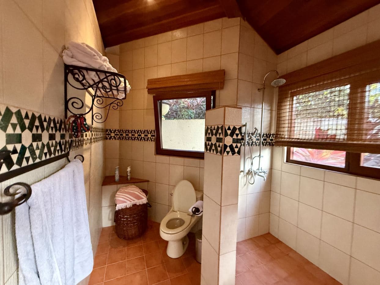 Luxury Lakefront Villa at Lake Arenal, photo 20