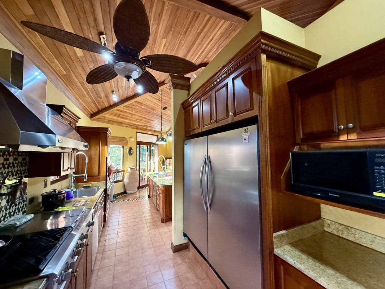 Luxury Lakefront Villa at Lake Arenal, photo 22
