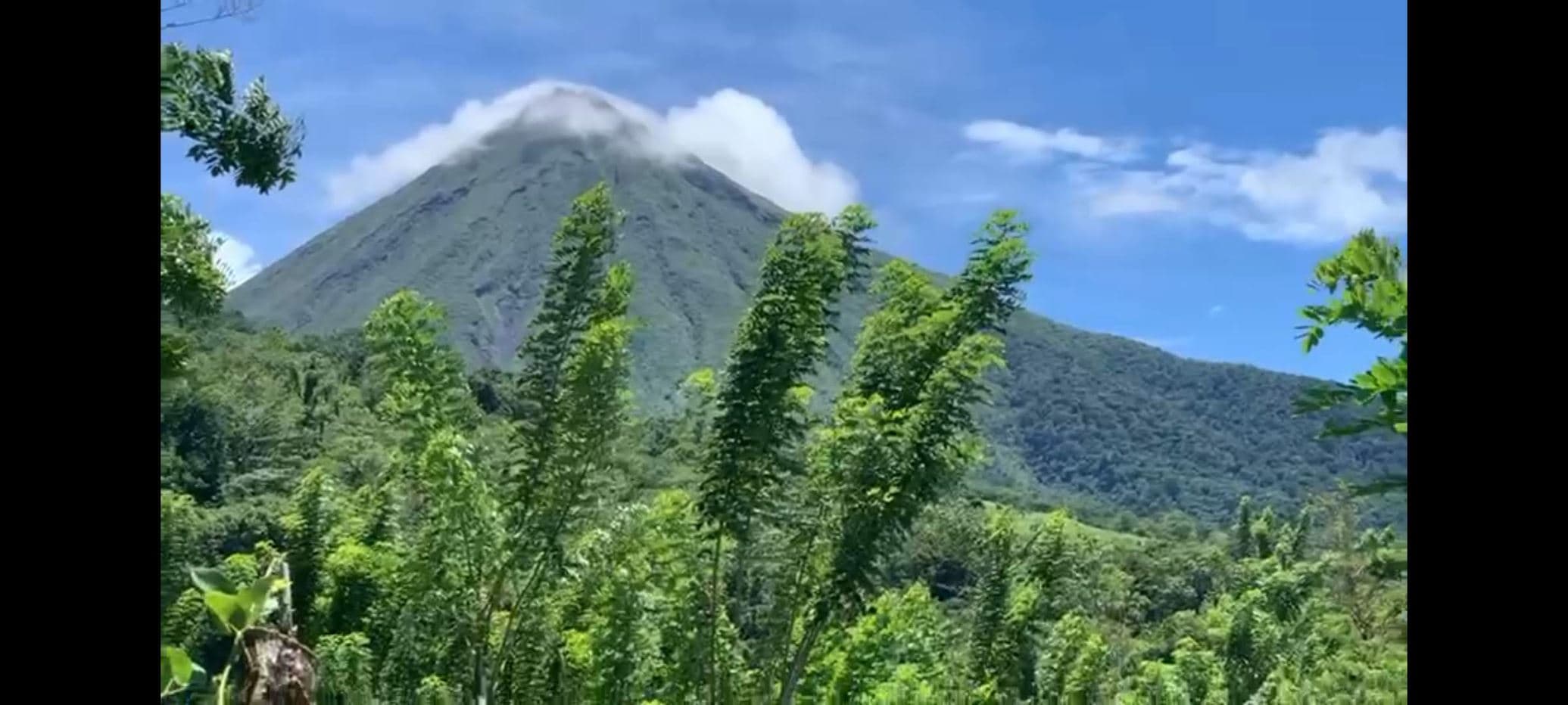 Prime Lot in La Fortuna – Steps from La Fortuna Waterfall with views of the volcano, photo 6