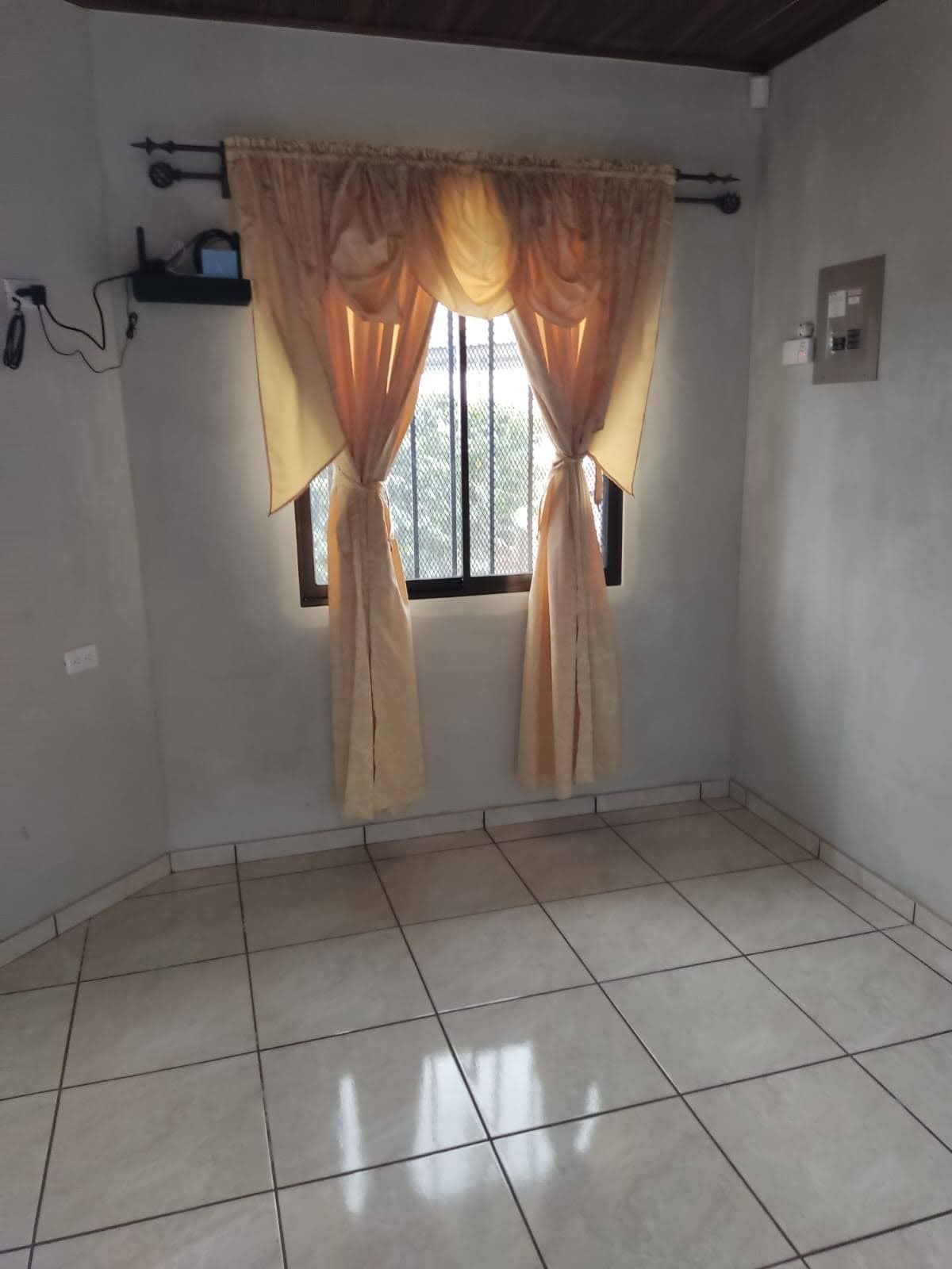 Reduced price for Stunning Mountain Property in Berlin, Costa Rica - Breathtaking Views & Income Potential, photo 6