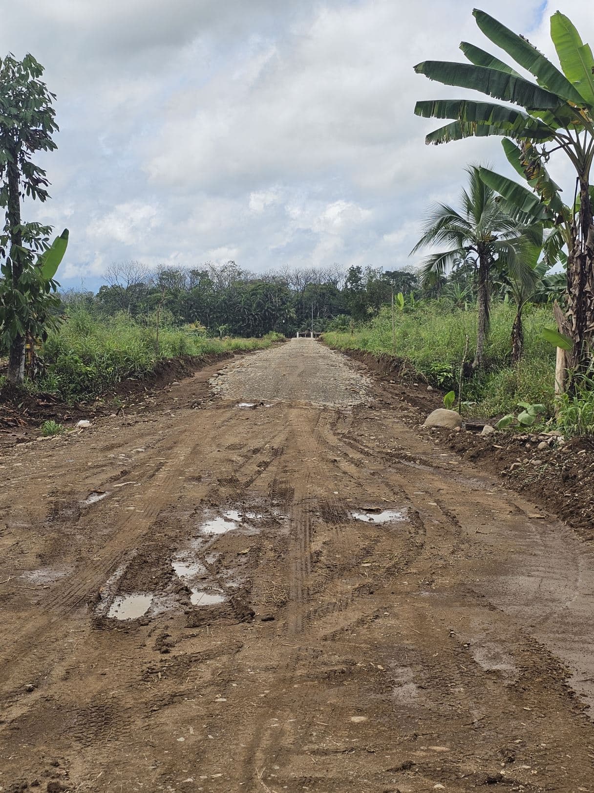 Scenic Lots for Sale in Small Gated Community Near La Fortuna – Volcano Views, River Access & More, photo 7
