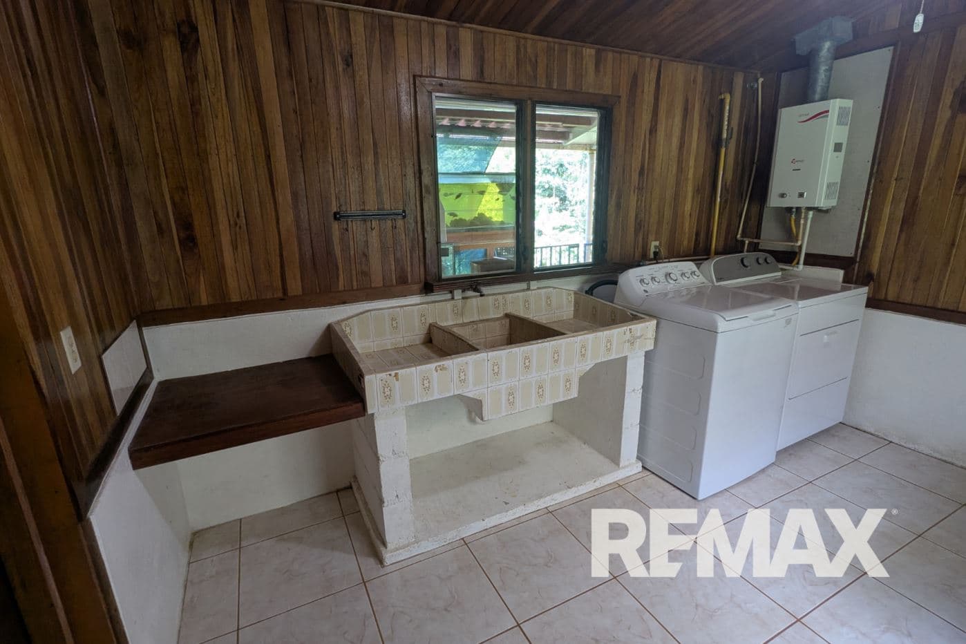 17-Acre Estate with Pool, Guest House & Income Potential Near La Fortuna, photo 18