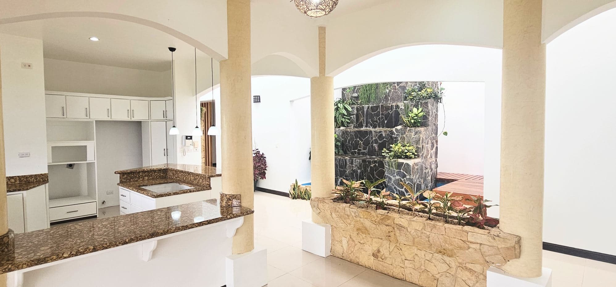 Spacious Family Home with Arenal Volcano Views in Florencia, photo 8