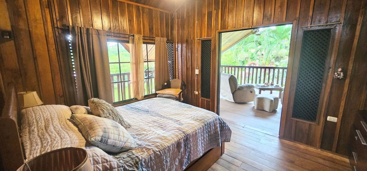 Turnkey Airbnb Property for sale with 3 Cabins Near La Fortuna, photo 5