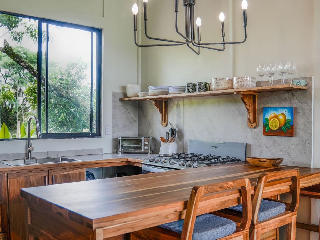 Beautiful Country Home for sale with Expansive Land in Venado, La Fortuna, photo 4