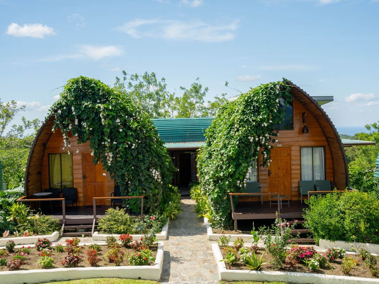 Wake Up to Arenal – Six Cabins, Established Income & Room to Expand, photo 17