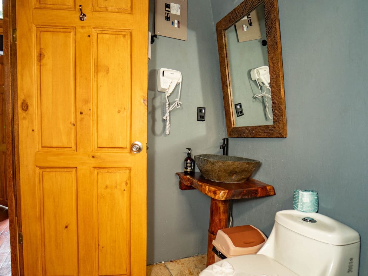 Wake Up to Arenal – Six Cabins, Established Income & Room to Expand, photo 11