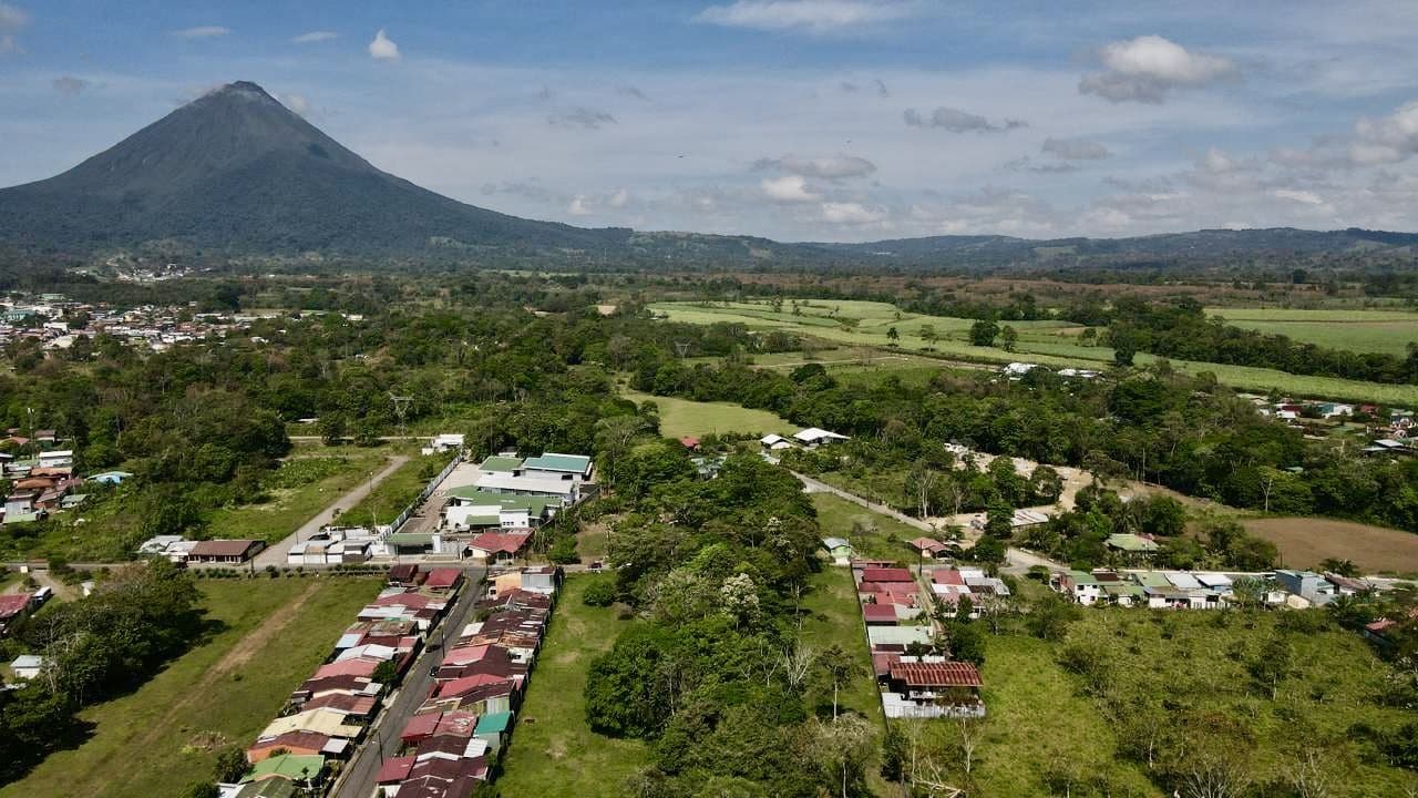 For sale: 3.5-hectare property in La Fortuna with a small creek and just minutes from downtown.