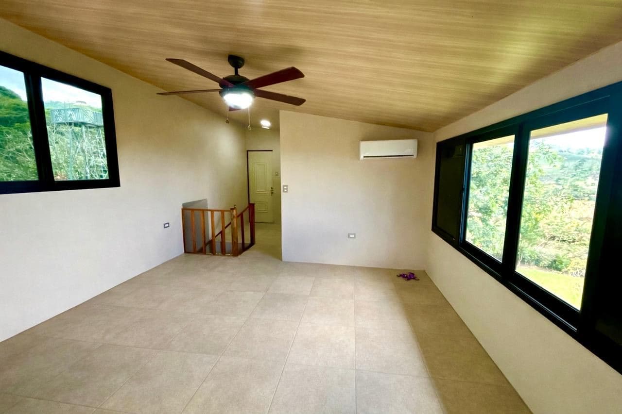 New price !!! Turnkey Renovated Home with River on 1.4 Acres & 2,000 SF Workshop in La Tigra Near La Fortuna Costa Rica $ 295,000.00, photo 11