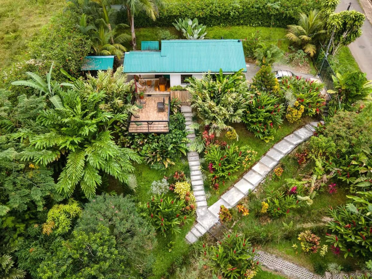!!Price reduction!! Property for Sale 5 Minutes from Downtown La Fortuna – 2 Independent Homes, Ideal for Airbnb or Living, photo 2