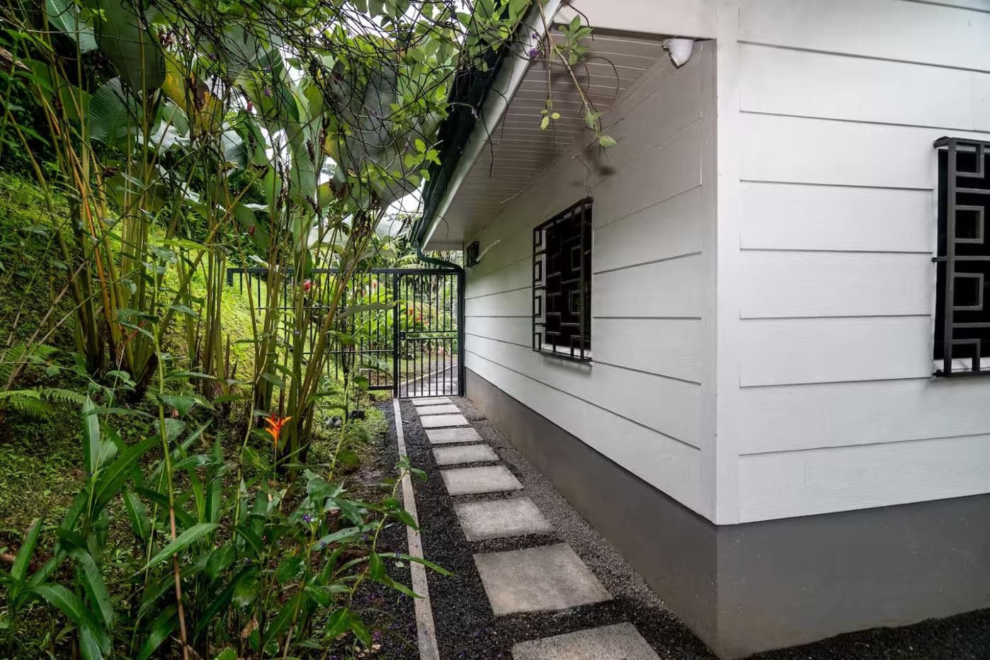 !!Price reduction!! Property for Sale 5 Minutes from Downtown La Fortuna – 2 Independent Homes, Ideal for Airbnb or Living, photo 18