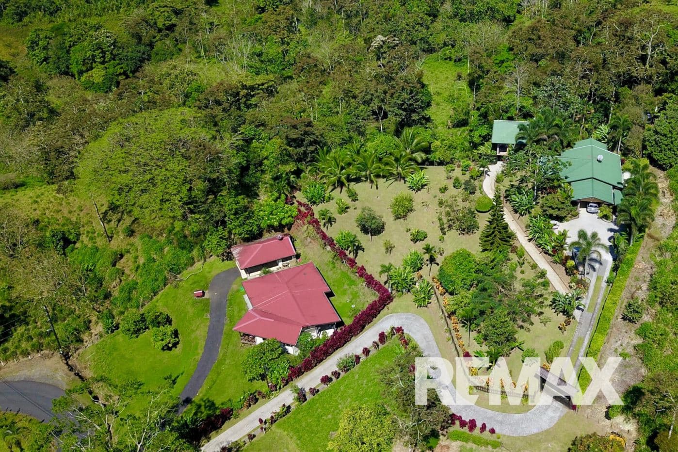 Paradise, property with Arenal Volcano View, Two Homes, Gardens and Income Potential near La Fortuna – 5,000 m², photo 10