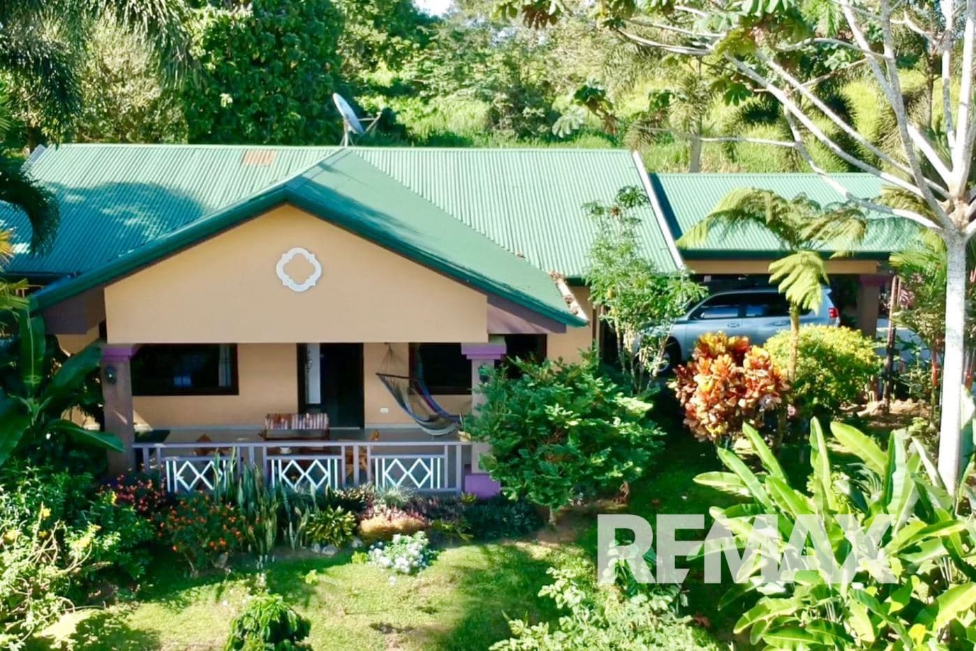Paradise, property with Arenal Volcano View, Two Homes, Gardens and Income Potential near La Fortuna – 5,000 m², photo 12