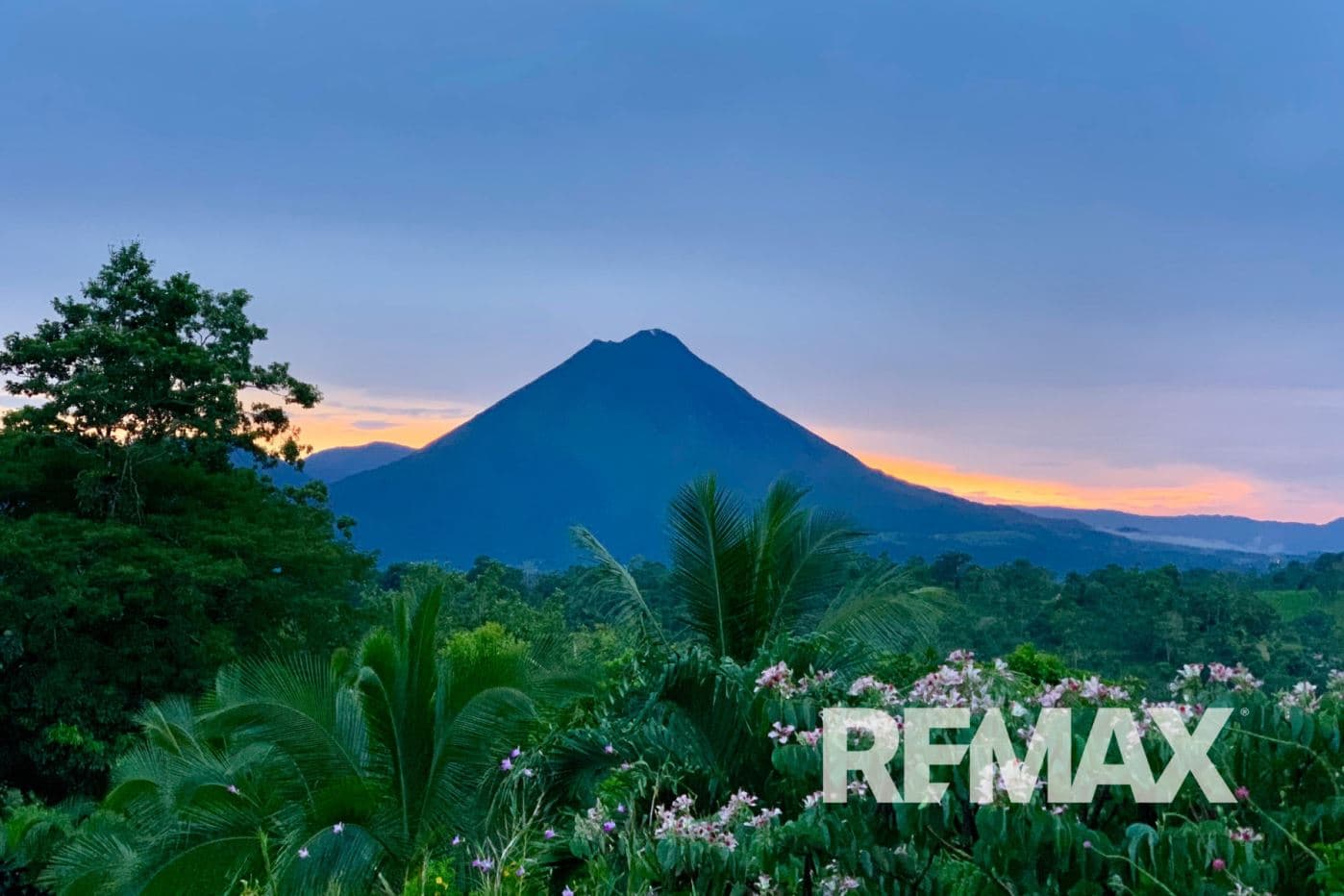 Paradise, property with Arenal Volcano View, Two Homes, Gardens and Income Potential near La Fortuna – 5,000 m², photo 24