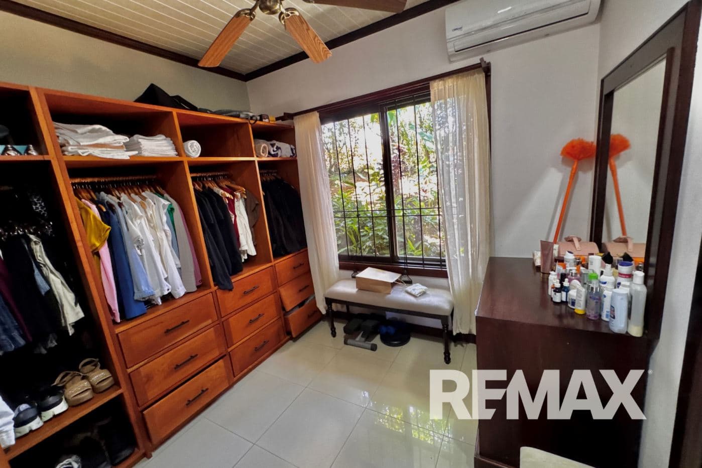 Paradise, property with Arenal Volcano View, Two Homes, Gardens and Income Potential near La Fortuna – 5,000 m², photo 27
