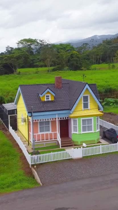 The Only “Up” House in Costa Rica | Fully Booked, High-Demand Airbnb Investment Near Arenal Volcano, photo 2