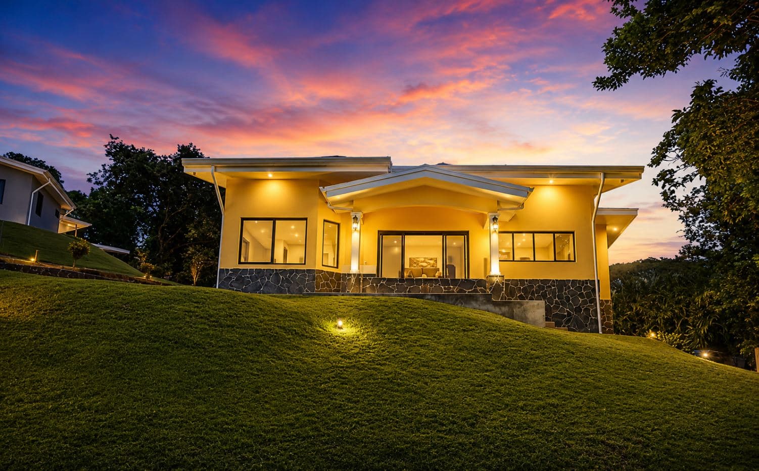 Newly Constructed 2 BR Home with Lake Arenal Views in San Luis, Guanacaste - Perfect Retirement or Rental Income, photo 3