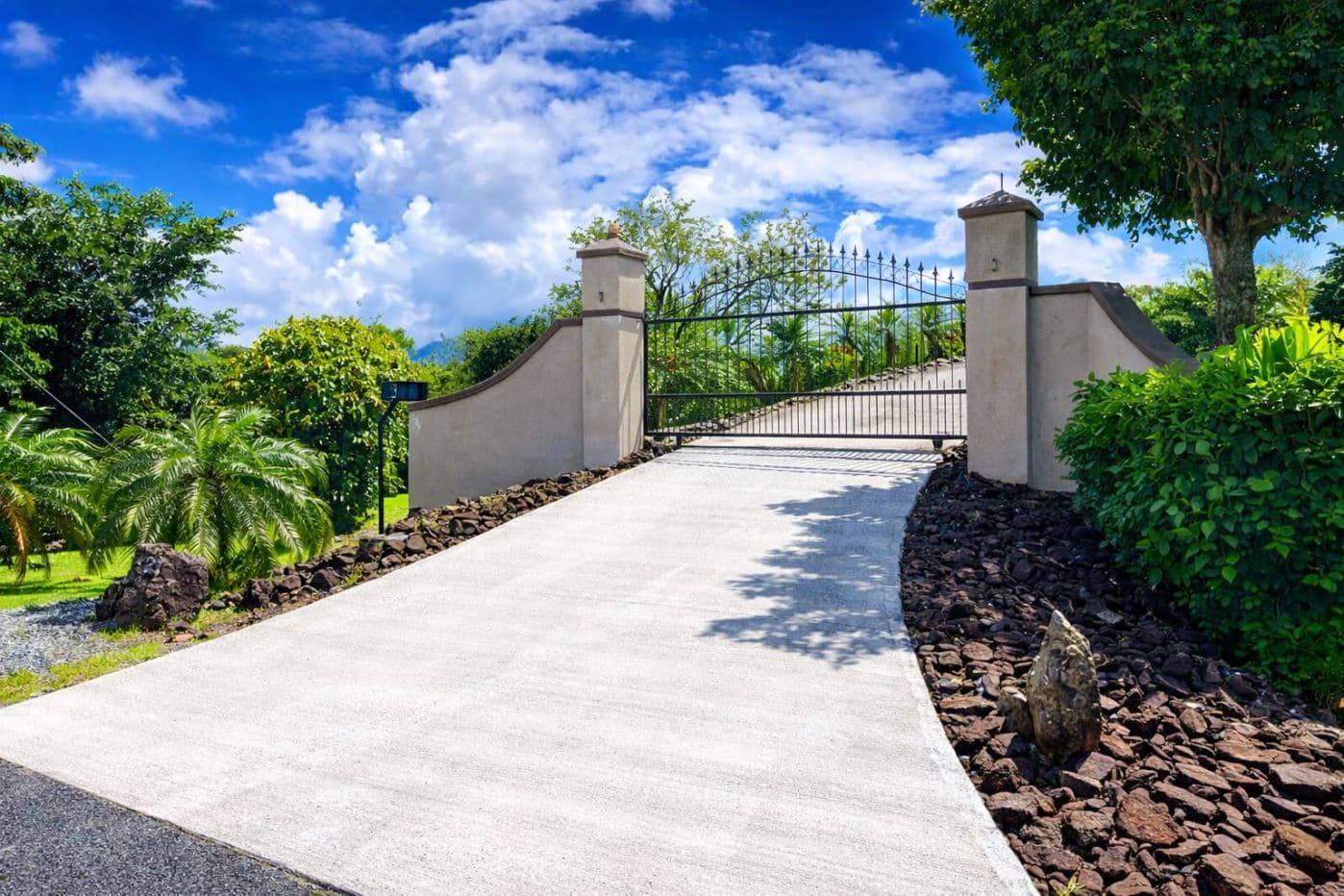 Luxury 10-Acre Estate in Gated Community - Panoramic Lake Arenal & Volcano Views, photo 33