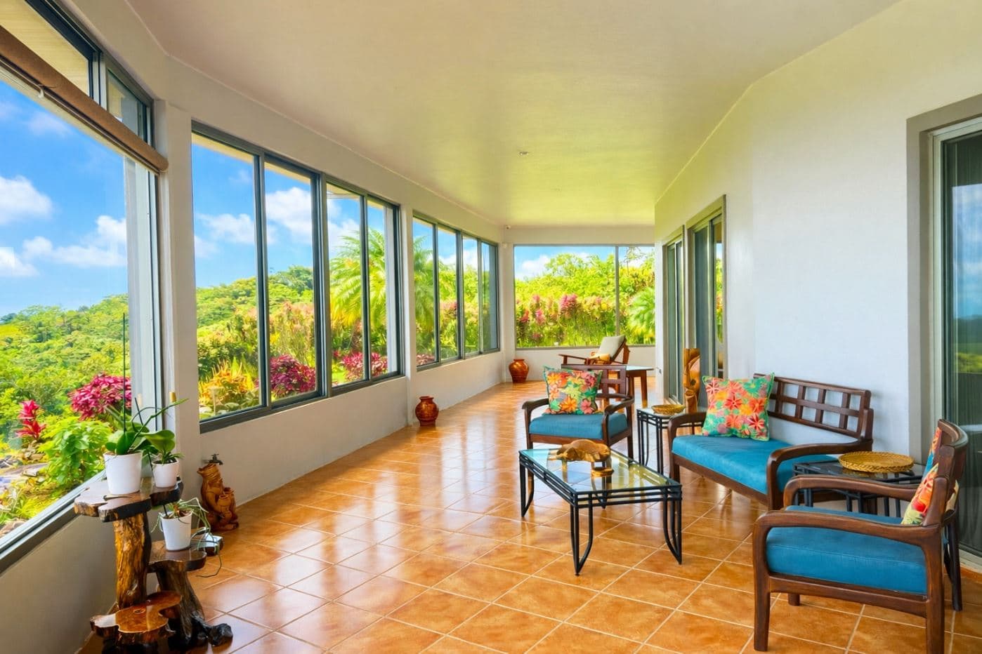 Luxury 10-Acre Estate in Gated Community - Panoramic Lake Arenal & Volcano Views, photo 8