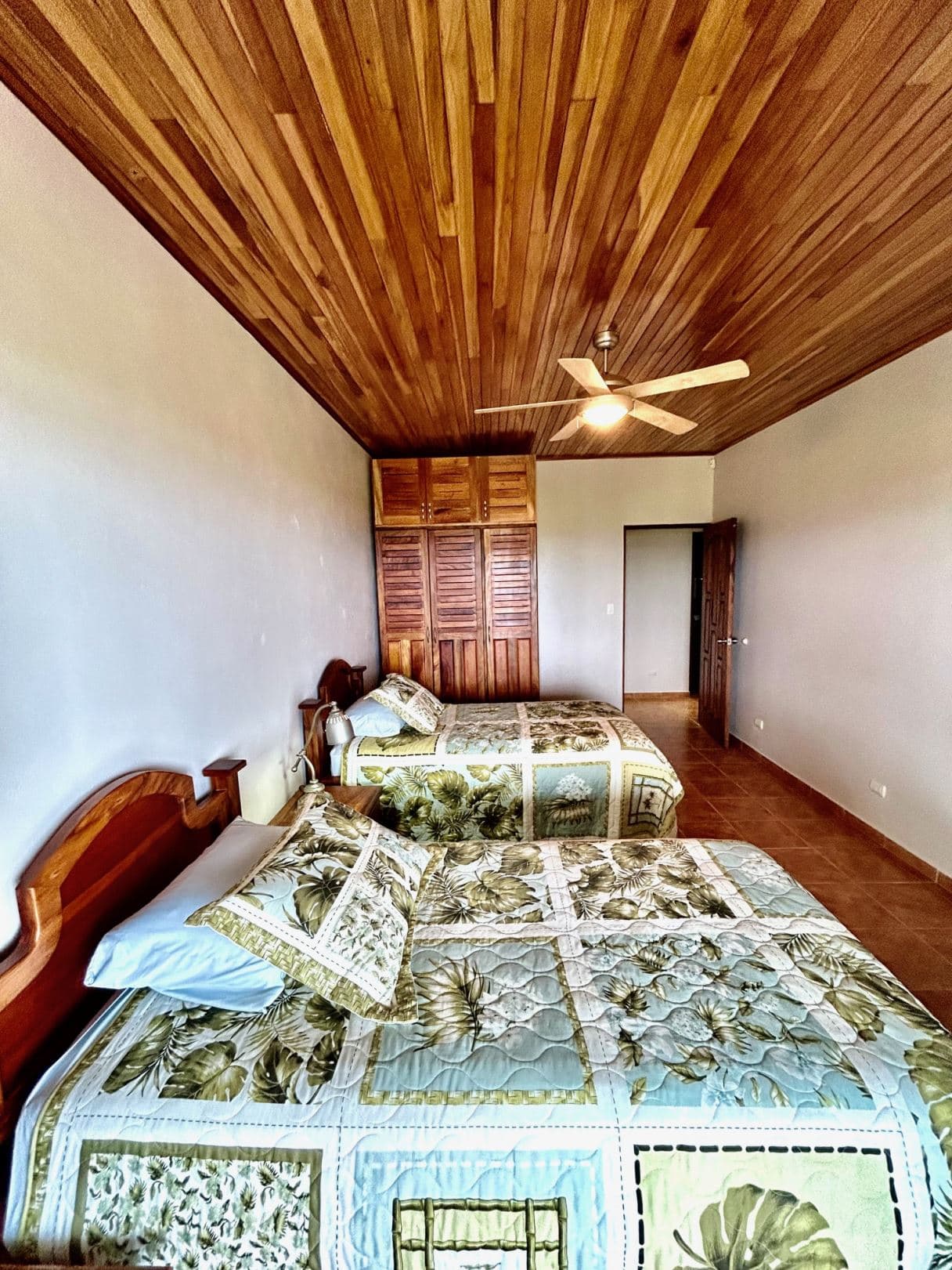 Luxury 10-Acre Estate in Gated Community - Panoramic Lake Arenal & Volcano Views, photo 20