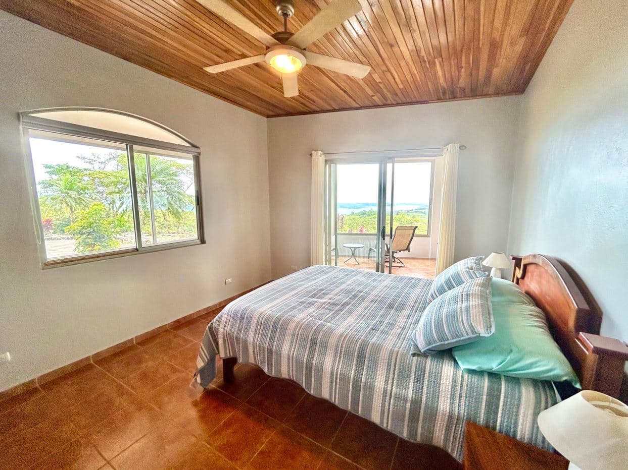 Luxury 10-Acre Estate in Gated Community - Panoramic Lake Arenal & Volcano Views, photo 24