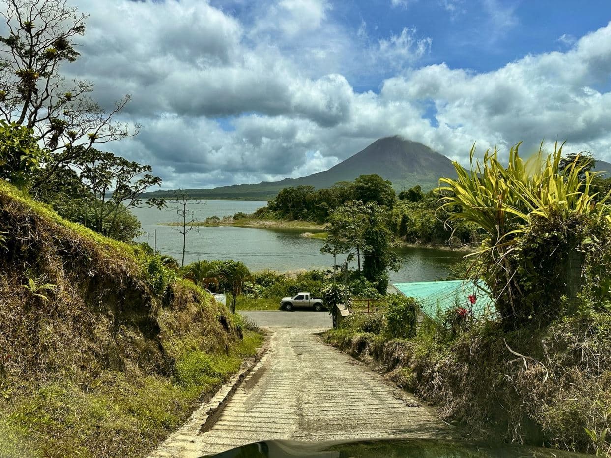 A Prestigious Lot in Arenal Volcano National Park - Spectacular Lake & Volcano Views, photo 2