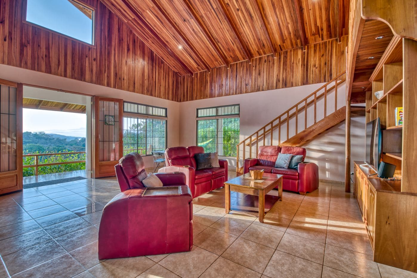 PuraVista Aguacate - A Breathtaking Private Estate with Stunning Lake & Volcano Views, photo 5