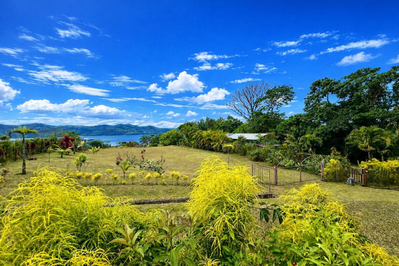 Hidden Gem in Lake Arenal - 1.7 Acre Property with Home and Panoramic Views in Gated Lake Paradise Guanacaste Costa Rica, photo 23
