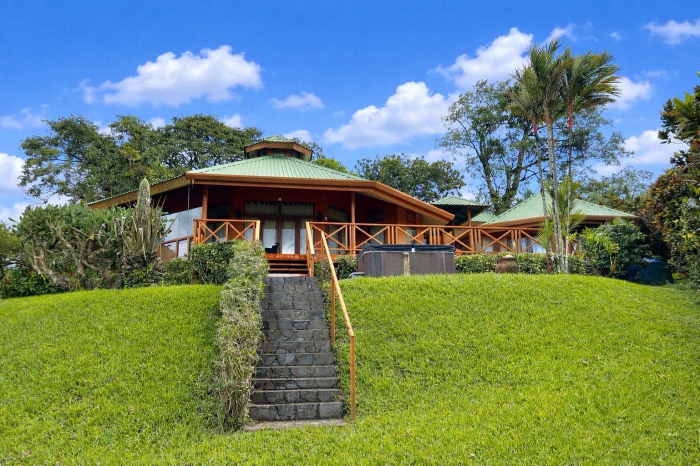 Waterfront Lake Arenal Villa with Guest Casita in Exclusive Buena Vista Community