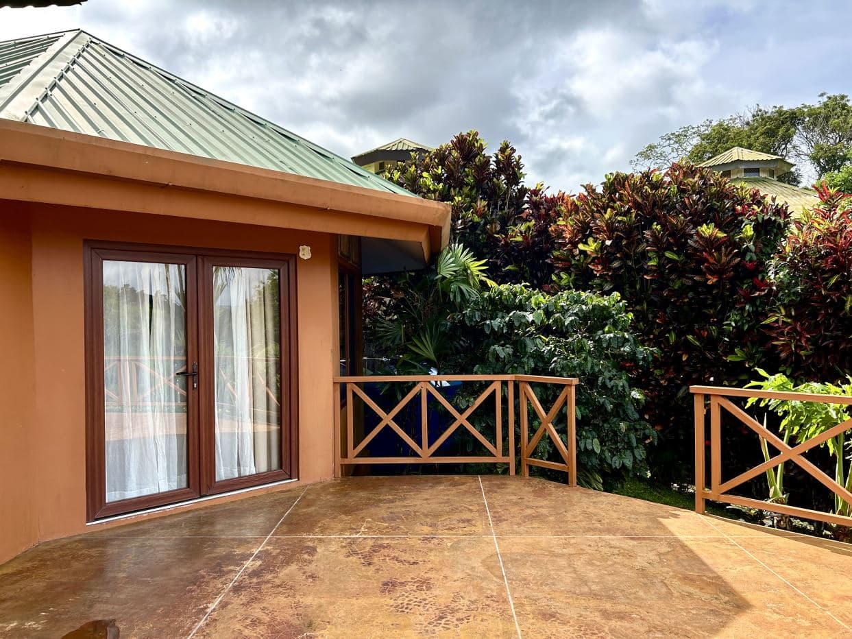 Waterfront Lake Arenal Villa with Guest Casita in Exclusive Buena Vista Community, photo 21