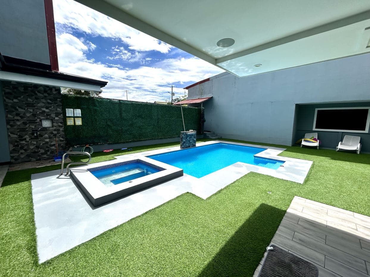 Signature Resort Estate in La Tigra San Carlos - Luxury, Privacy & Proven Income Stream, photo 20