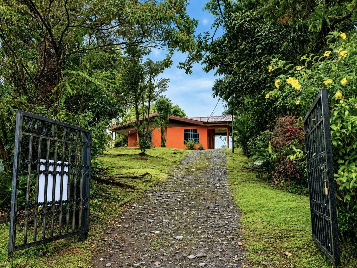 Charming Hillside Cottage on 1.4 Acres with Panoramic Lake Arenal Views and Development Potential, Guanacaste, Costa Rica