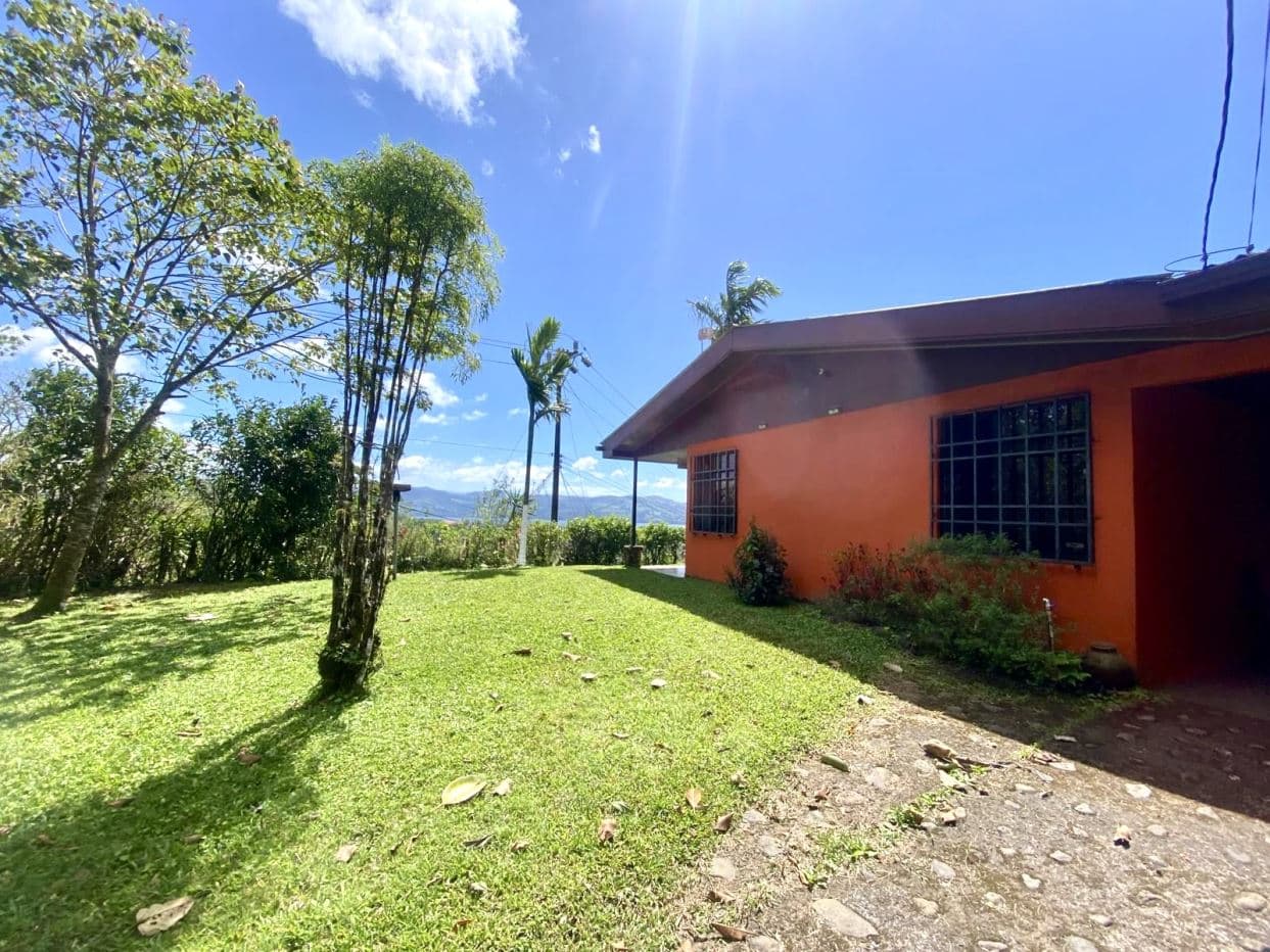 Charming Hillside Cottage on 1.4 Acres with Panoramic Lake Arenal Views and Development Potential, Guanacaste, Costa Rica, photo 23