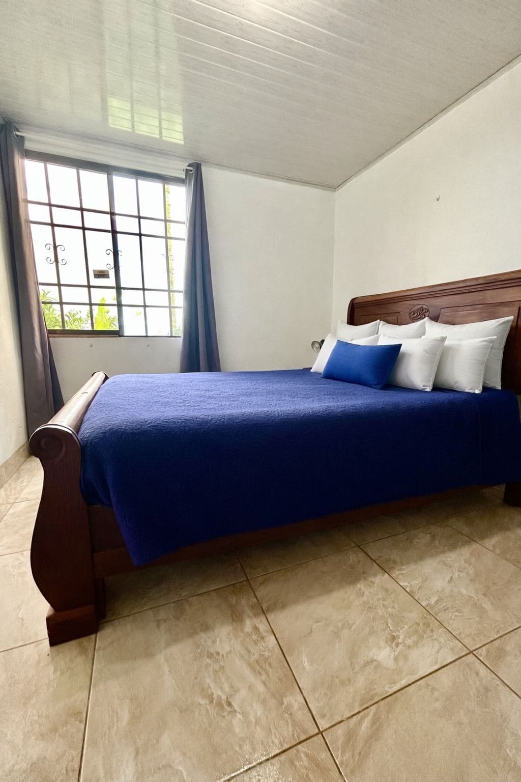 Charming Hillside Cottage on 1.4 Acres with Panoramic Lake Arenal Views and Development Potential, Guanacaste, Costa Rica, photo 15