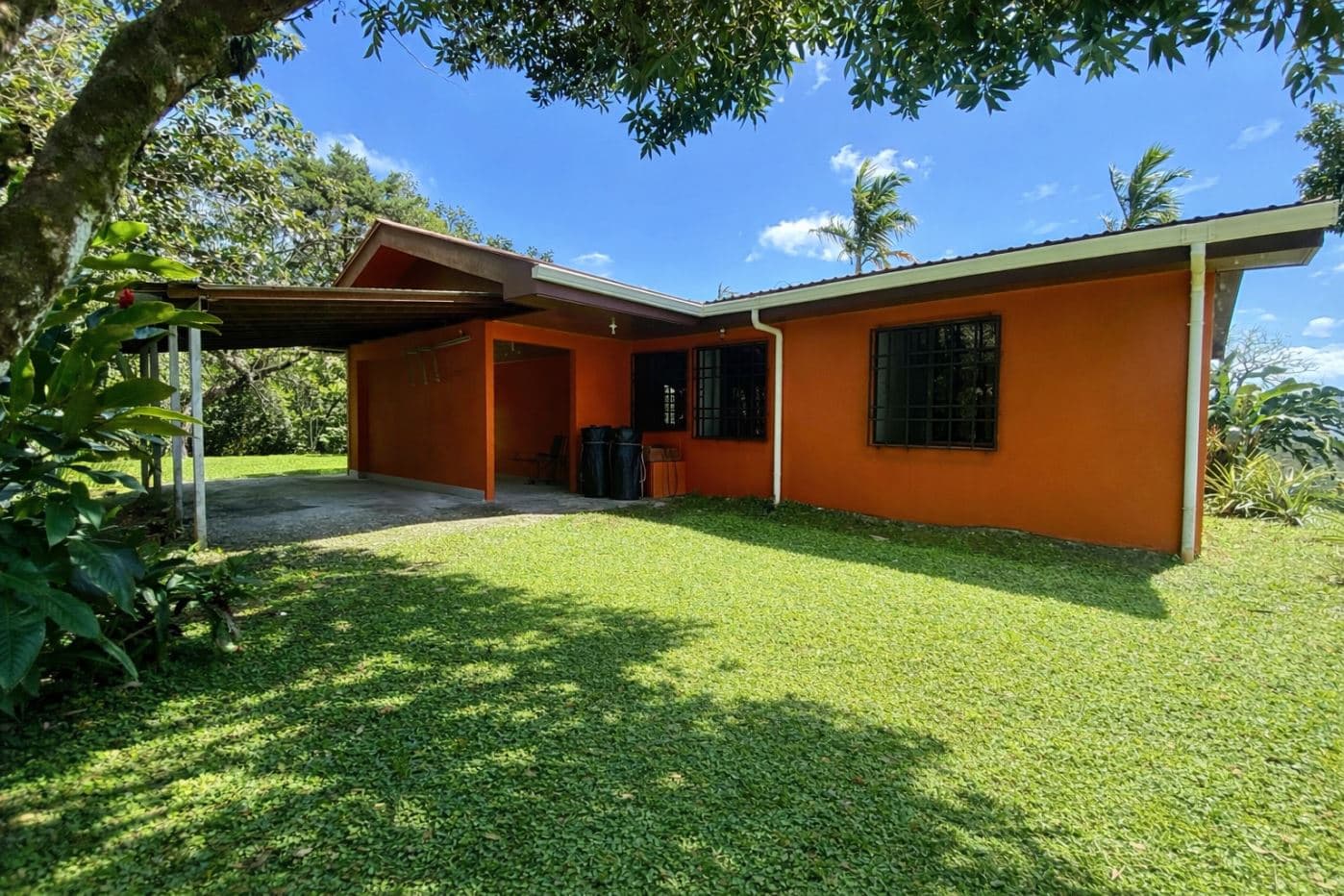 Charming Hillside Cottage on 1.4 Acres with Panoramic Lake Arenal Views and Development Potential, Guanacaste, Costa Rica, photo 16