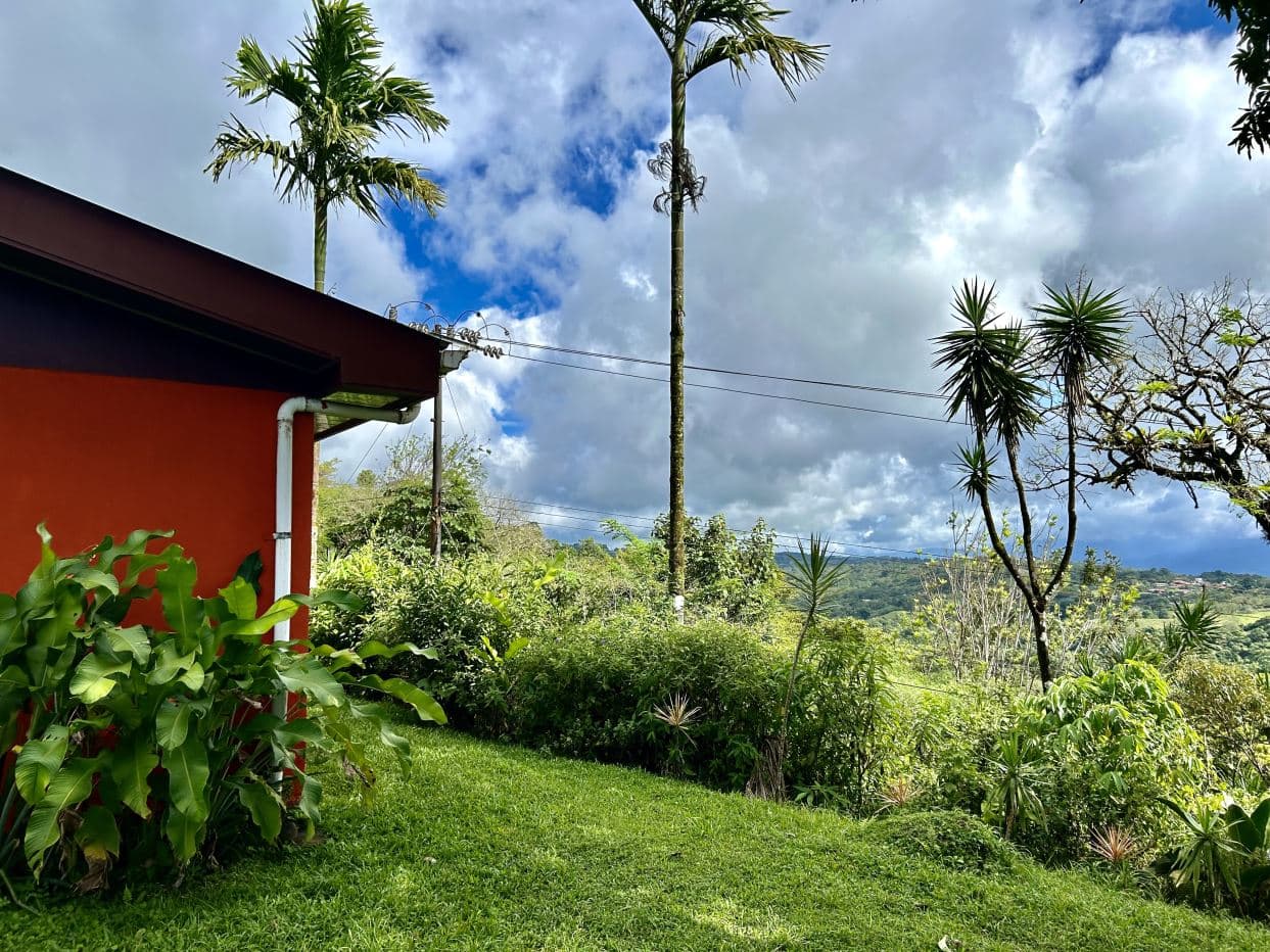 Charming Hillside Cottage on 1.4 Acres with Panoramic Lake Arenal Views and Development Potential, Guanacaste, Costa Rica, photo 22